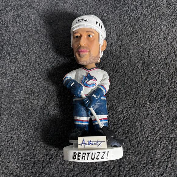 Todd Bertuzzi Vintage Bobblehead Vancouver Canucks - New In Box - Authentix 2002 - Picture 3 of 9